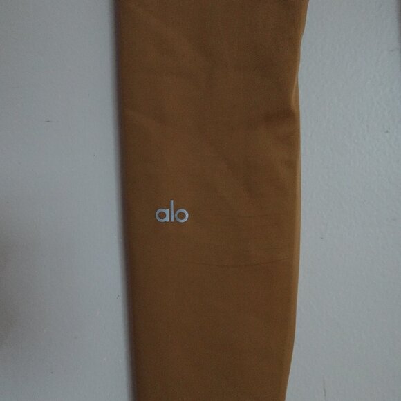 Alo 7/8 High-Waist Airlift Legging, Golden Olive Branch - Picture 1 of 5